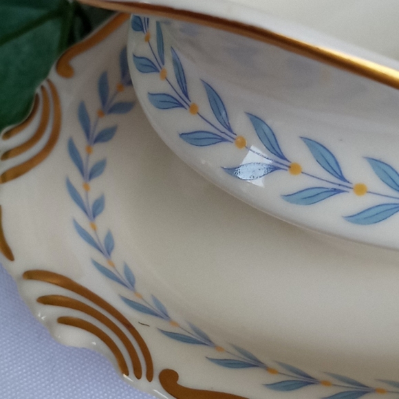 Vtg Old Ivory Gravy Boat - Picture 3 of 7